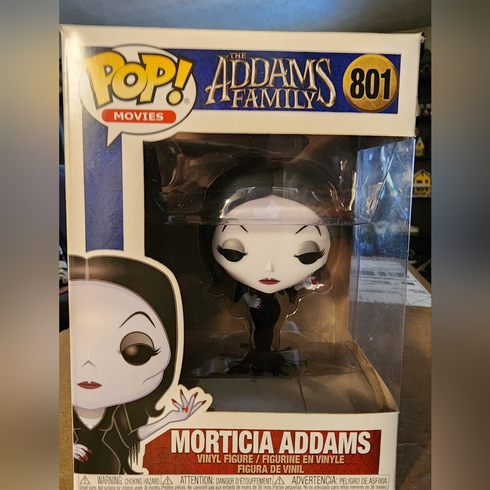 Funko Pop!- The Addams Family Morticia Figure - Black and White
